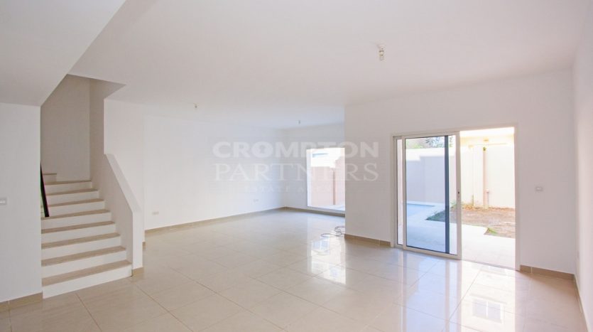 Villa on Al Reef, Abu-Dhabi, 5 bedrooms, 348.3 m2 / per year