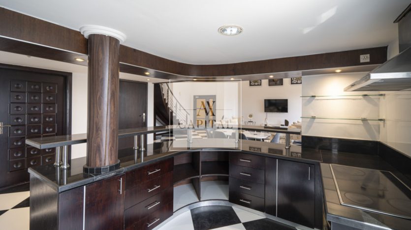 Apartment on Jumeirah Beach Residence, Dubai, 3 bedrooms, 169.3 m2 / per year