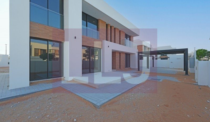 Villa on Saadiyat Island, Abu-Dhabi, 5 bedrooms, 685.6 m2 / per year