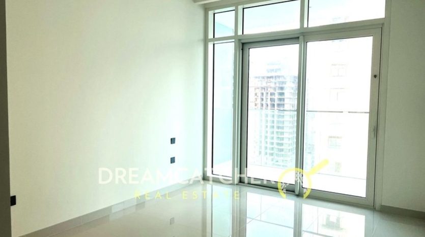 Apartment on Dubai Harbour, Dubai, 3 bedrooms, 194.72 m2 / per year