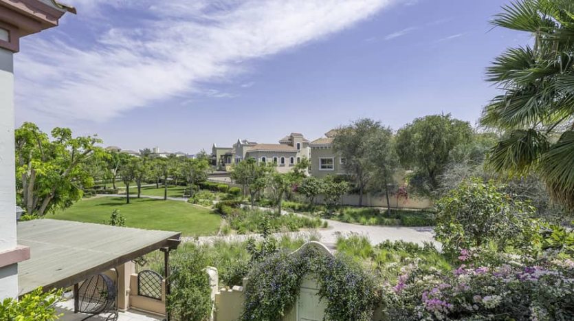 Villa on The Villa, Dubai, 4 bedrooms, 455 m2  | Foto 1
