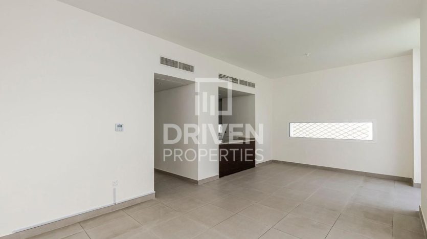 Townhouse on Moudon, Dubai, 3 bedrooms, 218 m2 / per year