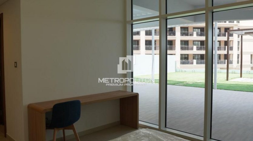 Квартира в Пальма Джумейра, Дубай, 1 спальня, 299 м2 / в год