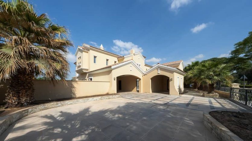 Villa on Arabian Ranchez, Dubai, 6 bedrooms, 883 m2  | Foto 3