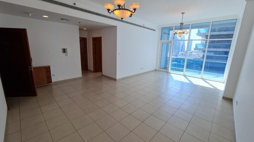 Apartment on Business Bay, Dubai, 2 bedrooms, 153.3 m2 / per year