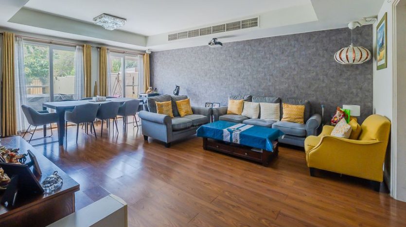 Townhouse on The Springs, Dubai, 3 bedrooms, 228.1 m2  | Foto 3