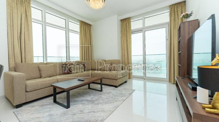 Apartment on Dubai Harbour, Dubai, 2 bedrooms, 129.5 m2 / per year