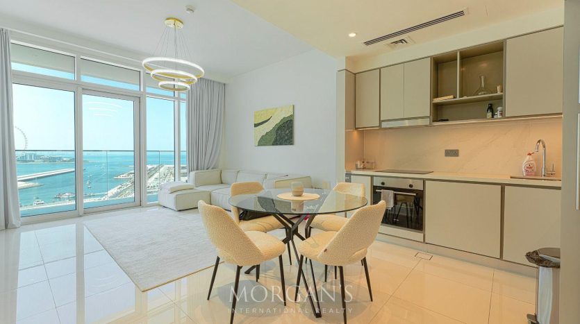 Apartment on Dubai Harbour, Dubai, 2 bedrooms, 119.1 m2 / per year