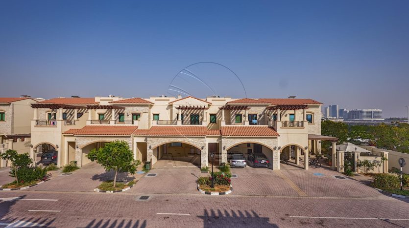 Townhouse on Al Salam Street, Abu-Dhabi, 3 bedrooms, 297 m2  | Foto 1