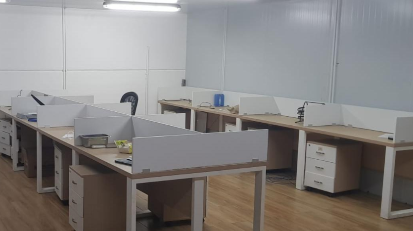 Warehouse on Maritime City, Dubai, 1532.9 m2 / per year