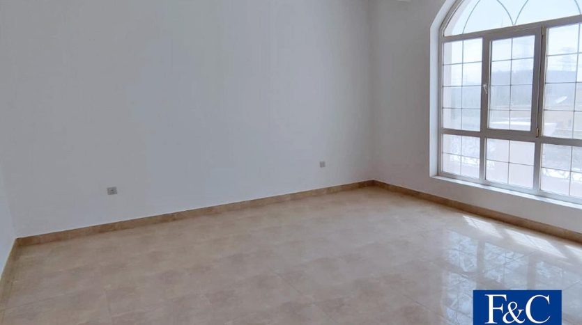 Вилла в Аль-Барша, Дубай, 5 спален, 1225.6 м2 / в год