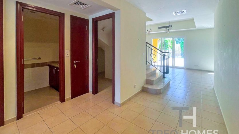 Таунхаус в Арабиан Ранчес, Дубай, 2 спальни, 176 м2 / в год