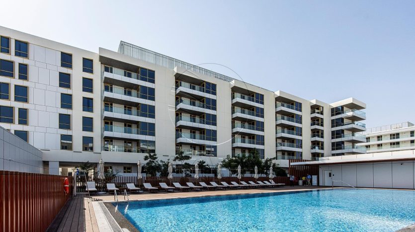 Shop on Saadiyat Island, Abu-Dhabi, 227 m2 / per year