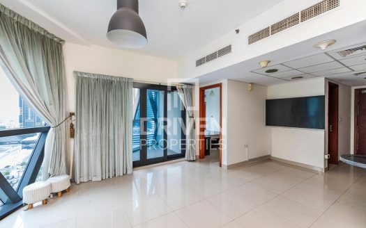 Квартира в DIFC, Дубай, 2 спальни, 124 м2 / в год