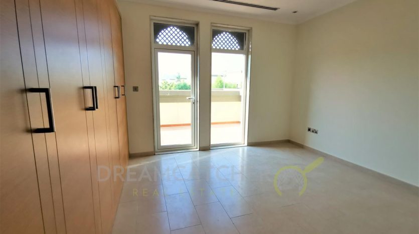 Villa on Jumeirah Park, Dubai, 3 bedrooms, 826.64 m2  | Foto 4