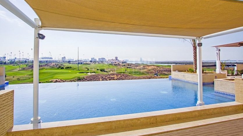 Apartment on Yas Island, Abu-Dhabi, 2 bedrooms, 128 m2 / per year