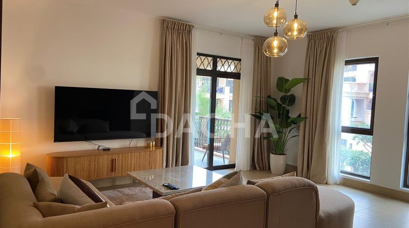 Квартира в Old Town, Дубай, 2 спальни, 132.5 м2 / в год