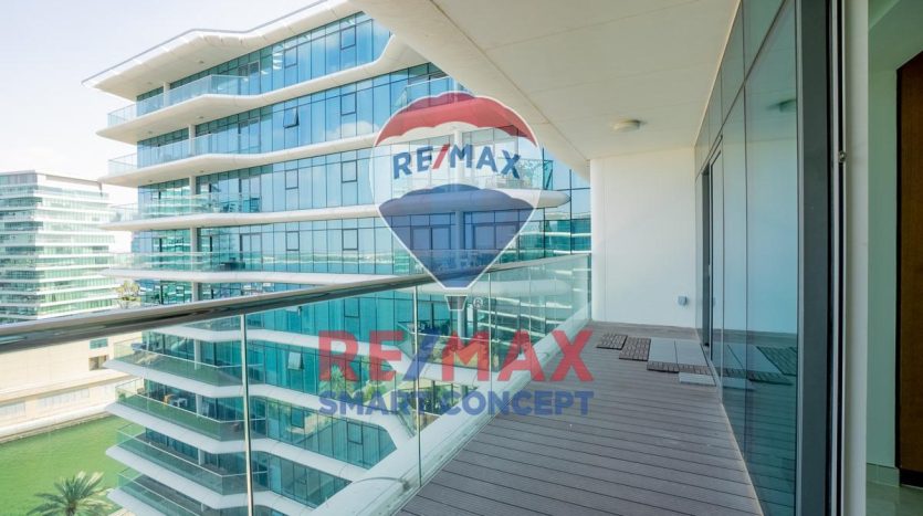 Apartment on Al Raha Beach, Abu-Dhabi, 3 bedrooms, 220.2 m2 / per year