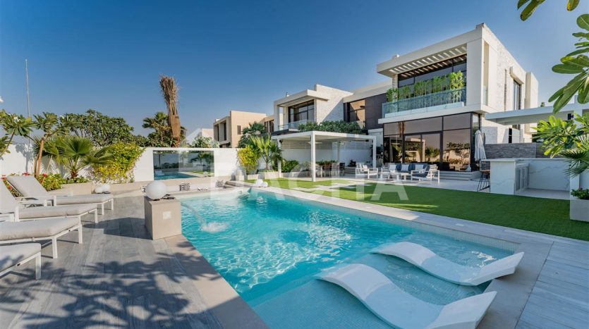 Villa on DAMAC Hills (Akoya by DAMAC), Dubai, 5 bedrooms, 600.6 m2  | Foto 1