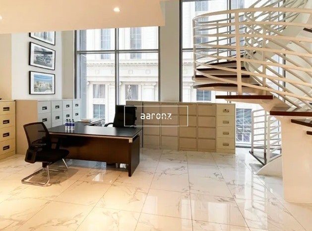 Office on Business Bay, Dubai, 239.9 m2 / per year