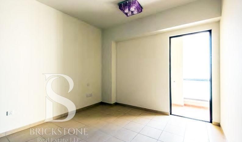 Apartment on Jumeirah Beach Residence, Dubai, 2 bedrooms, 119.8 m2 / per year
