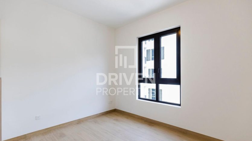 Apartment on Jumeirah, Dubai, 2 bedrooms, 111 m2 / per year