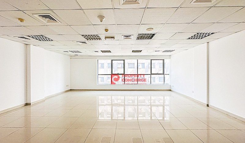 Office on Dubai Investment Park, Dubai, 103 m2 / per month