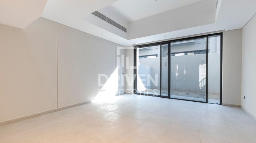 Townhouse on Mohammed Bin Rashid City, Dubai, 2 bedrooms, 158 m2 / per year