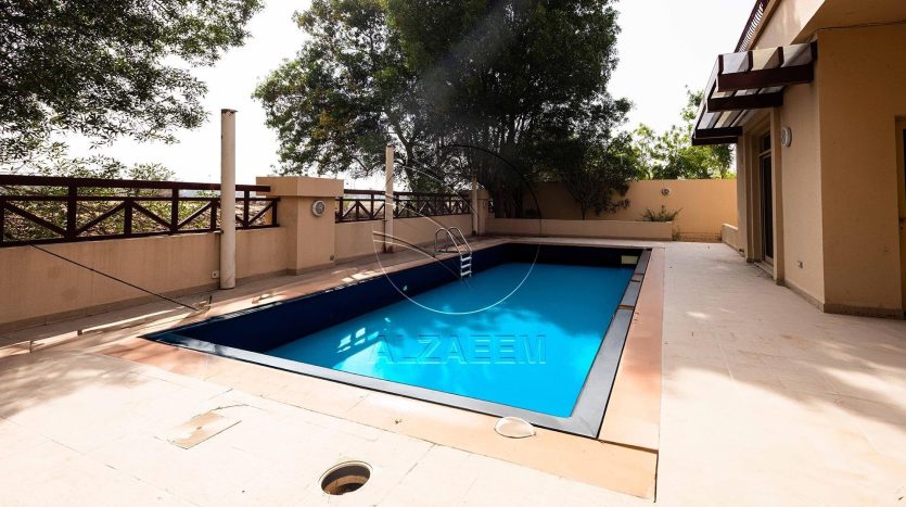 Villa on Khalifa City, Abu-Dhabi, 6 bedrooms, 676 m2 / per year