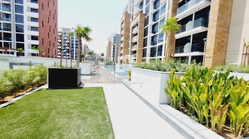 Квартира в Meydan, Дубай, 3 спальни, 103 м2 / в год