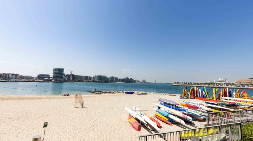 Квартира в Al Raha Beach, Абу-Даби, 2 спальни, 105.9 м2 / в год
