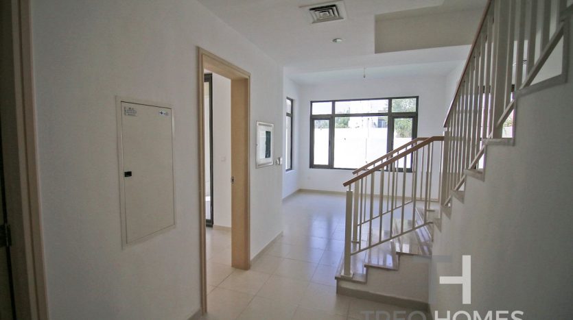 Townhouse on Rome, Dubai, 3 bedrooms, 309 m2 / per year