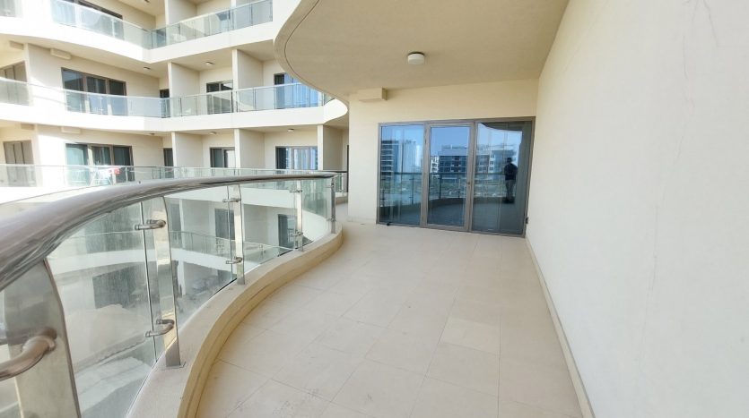 Apartment on Al Raha Beach, Abu-Dhabi, 2 bedrooms, 185 m2 / per month