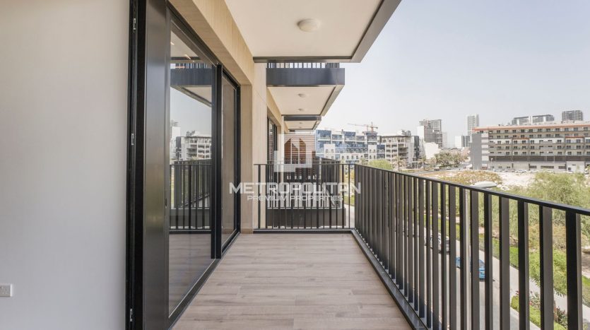 Apartment on Jumeirah Village Circle, Dubai, 1 bedroom, 75 m2 / per year