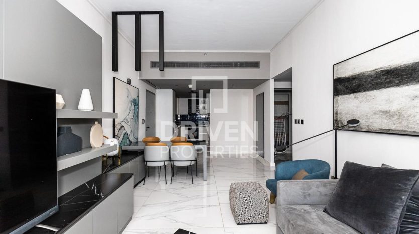 Apartment on Business Bay, Dubai, 1 bedroom, 91 m2 / per year