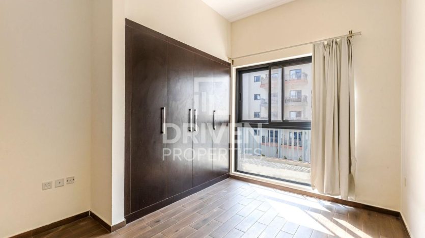 Apartment on Al Furjan, Dubai, 2 bedrooms, 130 m2 / per year