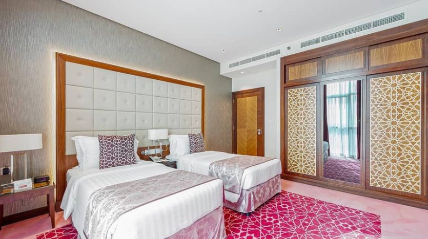 Apartment on Business Bay, Dubai, 2 bedrooms, 115 m2 / per year