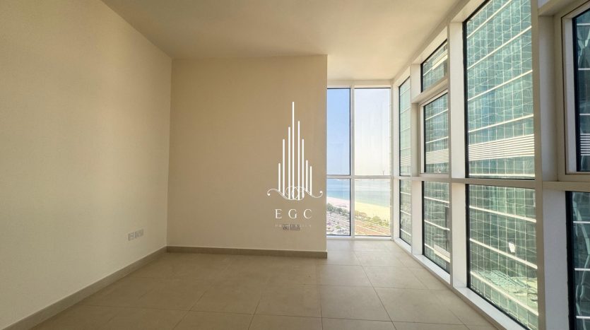 Apartment on Corniche Road, Abu-Dhabi, 4 bedrooms, 297.3 m2 / per year