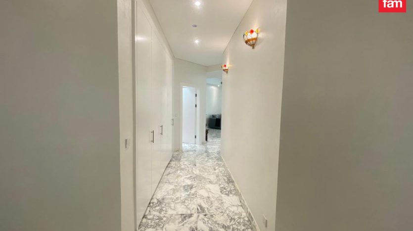 Penthouses on Palm Jumeirah, Dubai, 4 bedrooms, 456.8 m2 / per year
