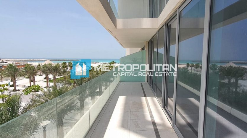 Apartment on Saadiyat Island, Abu-Dhabi, 2 bedrooms, 220.2 m2 / per year