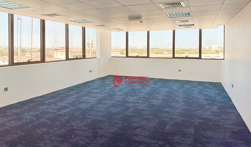 Office on Dubai Investment Park, Dubai, 1301 m2 / per month