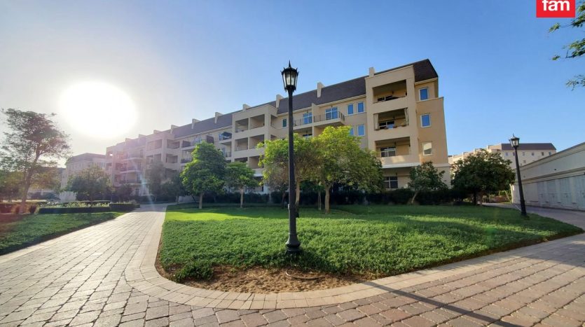 Apartment on Motor City, Dubai, 2 bedrooms, 126.1 m2 / per year