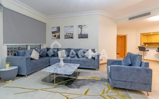 Apartment on Palm Jumeirah, Dubai, 3 bedrooms, 205.5 m2 / per year