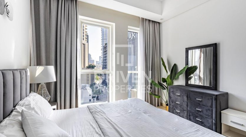 Apartment on Downtown Burj Dubai, 2 bedrooms, 128 m2 / per year