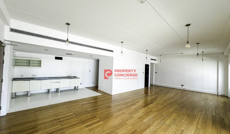 Office on Dubai Media City, Dubai, 160 m2 / per month