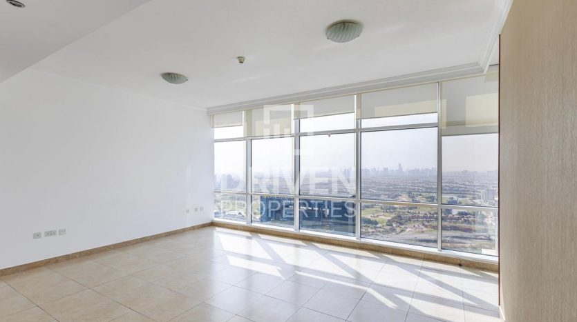 Apartment on Dubai Marina, 2 bedrooms, 165 m2 / per year
