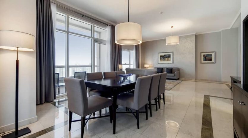 Apartment on Dubai Marina, 4 bedrooms, 270 m2 / per year