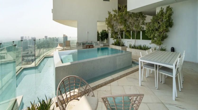 Apartment on Jumeirah Village Circle, Dubai, 2 bedrooms, 258.1 m2 / per year
