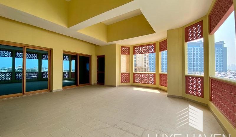 Квартира в Пальма Джумейра, Дубай, 3 спальни, 442.87 м2 / в год