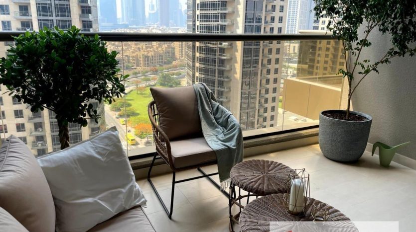 Rent Apartment in Dubai, 525 sq. ft. | Foto 1